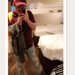 Meet your Posher, Tom